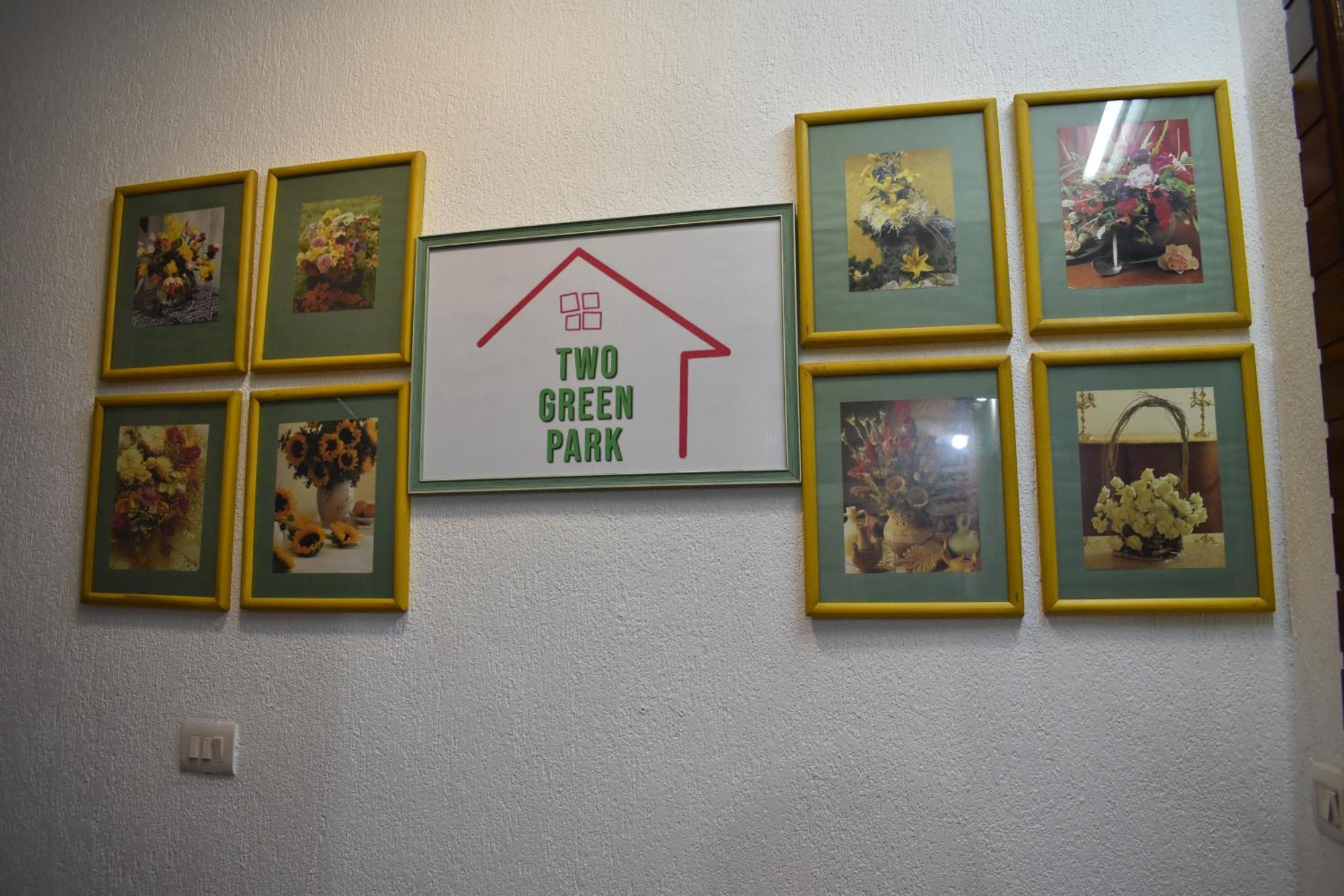 Two Green Park 뉴델리 외부 사진